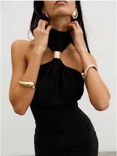 Zarinè Sculpted Halter Maxi Dress