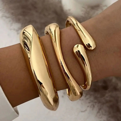 The Bold Arc Bangle